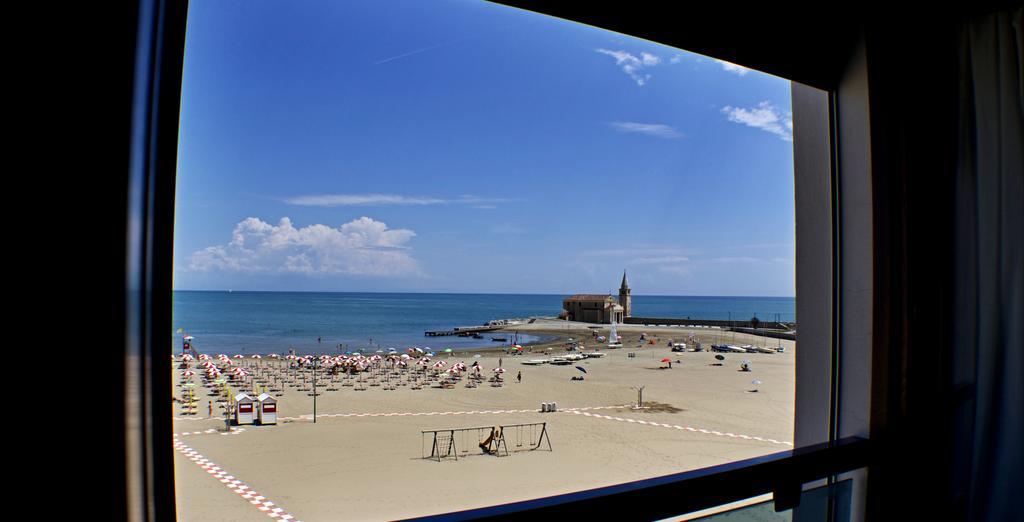 Hotel Sara Caorle Zimmer foto